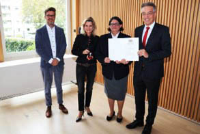 Auszeichnung für Ursula Dreischl